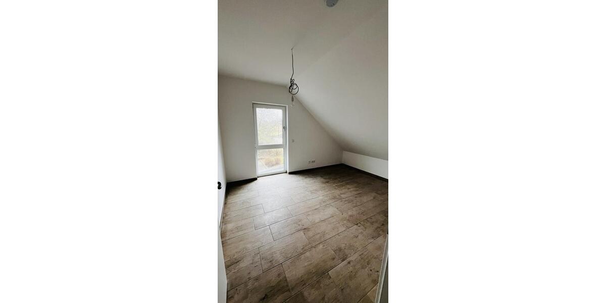 Doppelhaushälfte Haibach - 5 Zimmer, 144 m&sup2;, 2.040&euro; | Angebot:26412854