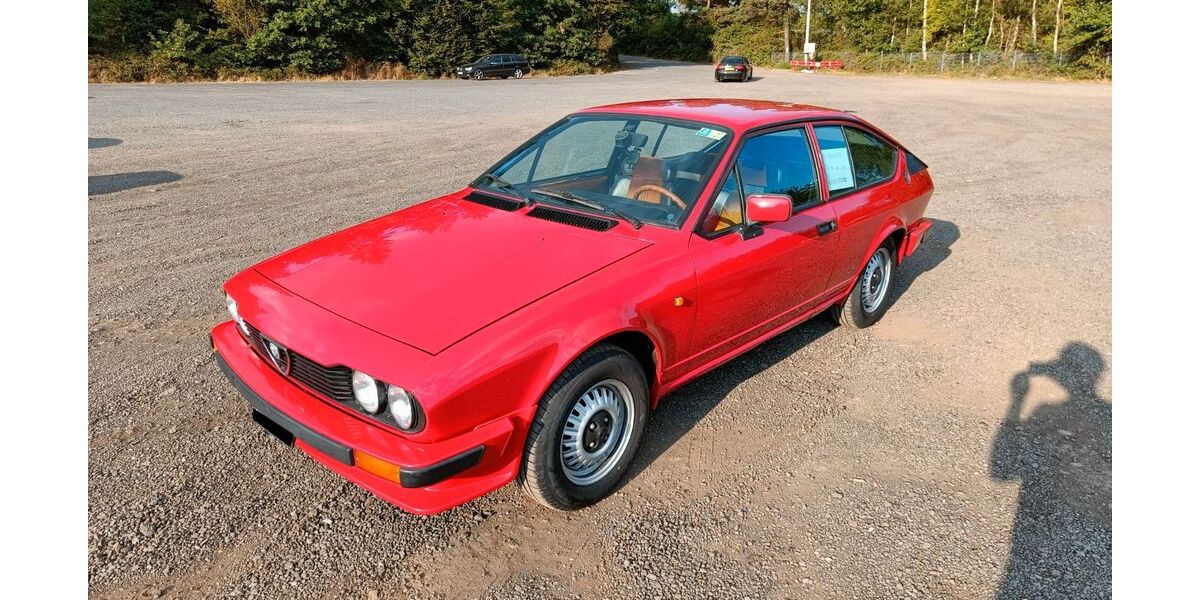 Alfa Romeo Alfetta 83.000 km 16.000 &euro; Adenau 53518