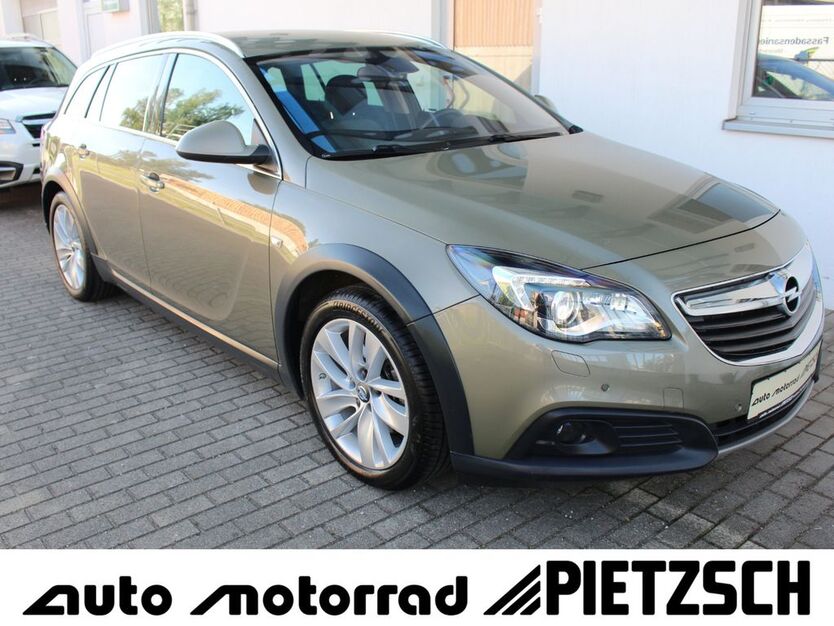 Opel Insignia 122.408 km 11.990 € Radebeul-Dresden 01445