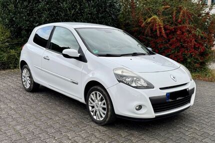 Renault Clio 190.299 km 2.450 € Koblenz 56077