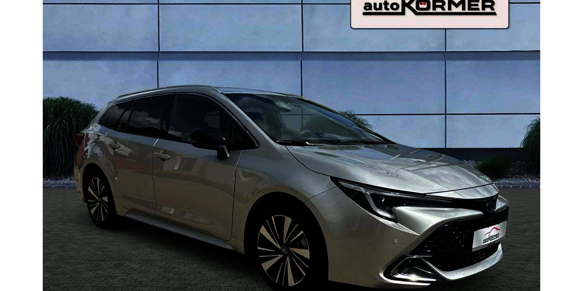 Toyota Corolla 2.890 km 30.880 &euro; Ismaning 85737