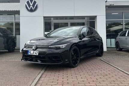 VW Golf 10.900 km 57.990 € Helbra 06311