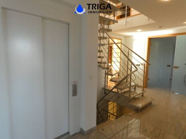 Doppelhaushälfte Nordhausen - 7 Zimmer, 340 m&sup2;, 2.200&euro; | Angebot:22507906