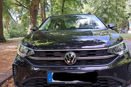 VW Taigo 6.800 km 21.900 &euro; berlin 10825