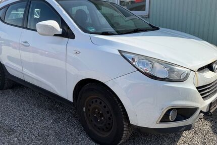 Hyundai ix35 270.000 km 1.999 &euro; München 81829