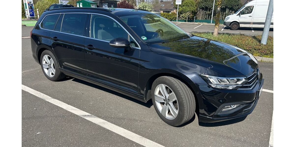 VW Passat 139.200 km 15.900 &euro; Haan 42781
