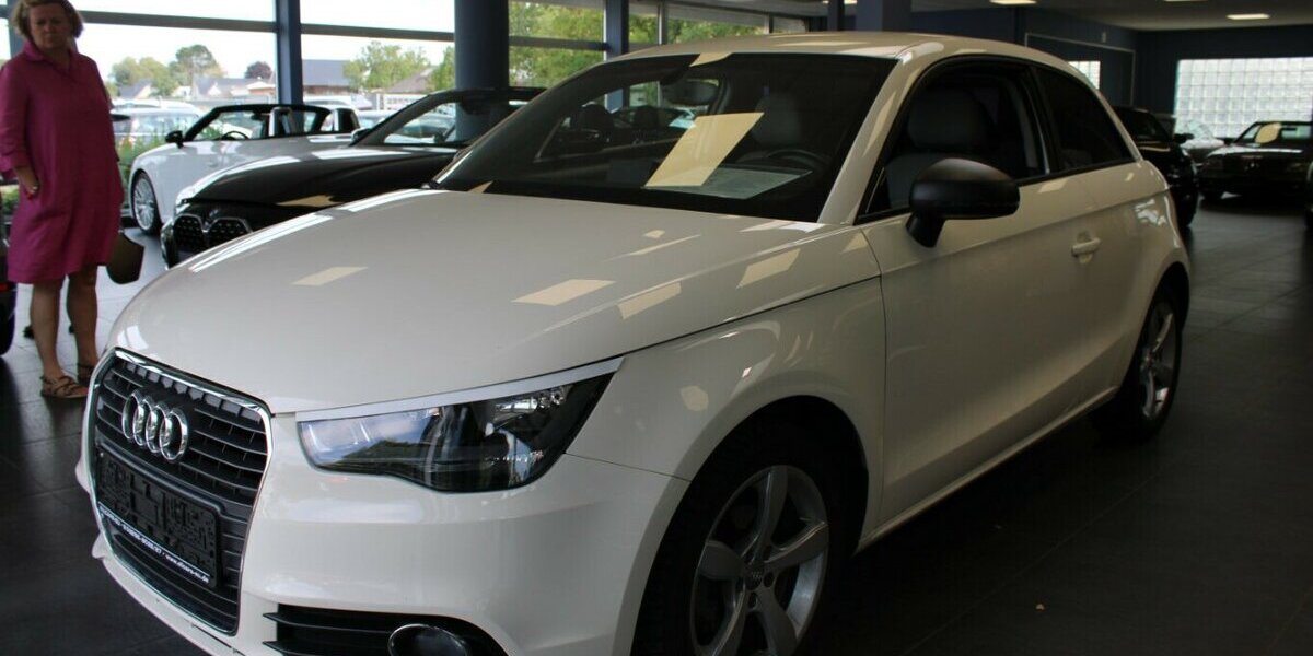 Audi A1 1.2 TFSI Attraction 76.220 km 8.980 &euro; Euskirchen 53881