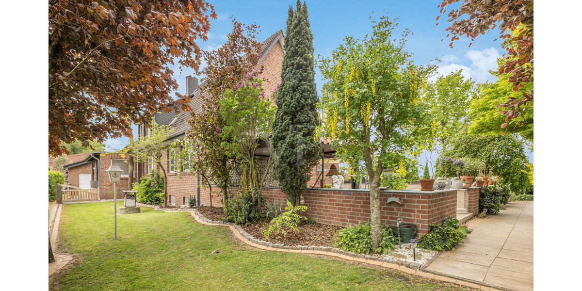 Luxus im Grünen: Traumgarten trifft Top-Invest – Selbsttragendes Refugium im Außenbereich - Zweifamilienhaus Hörstel Hörstel | Angebot:25172471