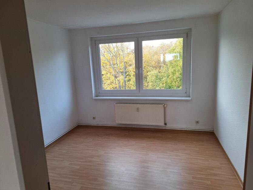Schöne helle 4.-Zimmer Wohnung KDB mit Blick ins Grüne zimmer