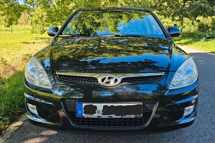 Hyundai i30 242.800 km 2.950 &euro; Eschweiler 52249