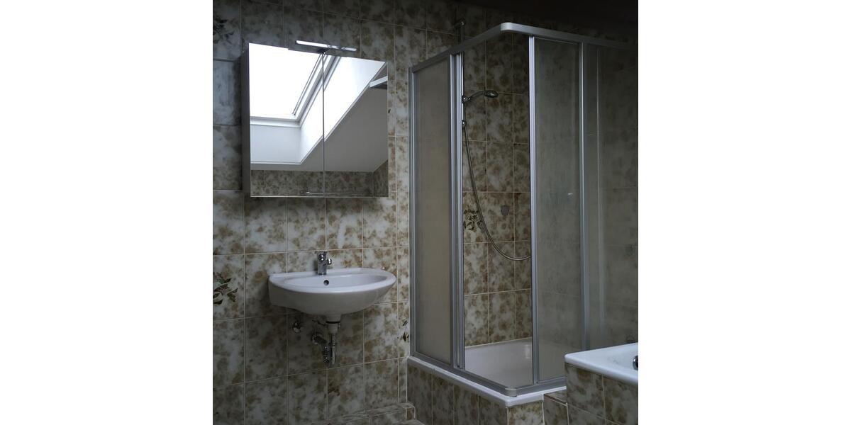 Dachgeschoßwohnung Salzgitter Ortschaft Südost - 3 Zimmer, 63 m&sup2;, 105.000&euro; | Angebot:25049456