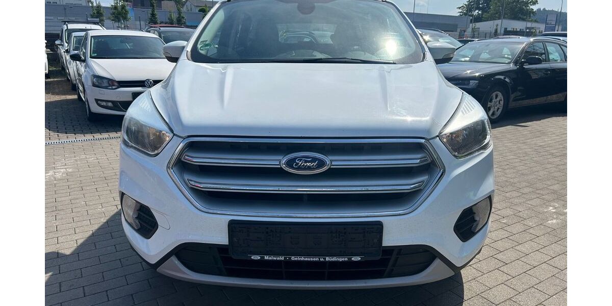 Ford Kuga 146.000 km 7.800 &euro; Büdingen 63654