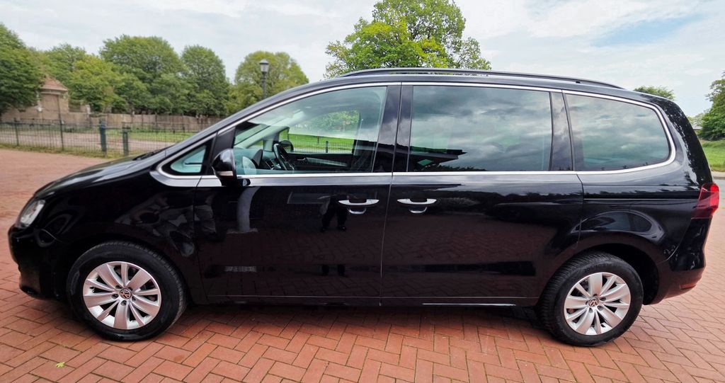 VW Sharan 153.729 km 16.500 &euro; Groß Ippener 27243