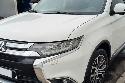 Mitsubishi Outlander 160.107 km 13.750 &euro; München 81737
