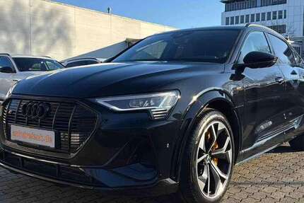 Audi e-tron 60.637 km 40.950 &euro; Hamburg 22047