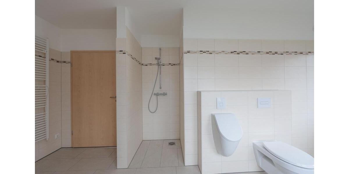 Villa Oranienburg - 4 Zimmer, 164 m&sup2;, 2.456&euro; | Angebot:25393506