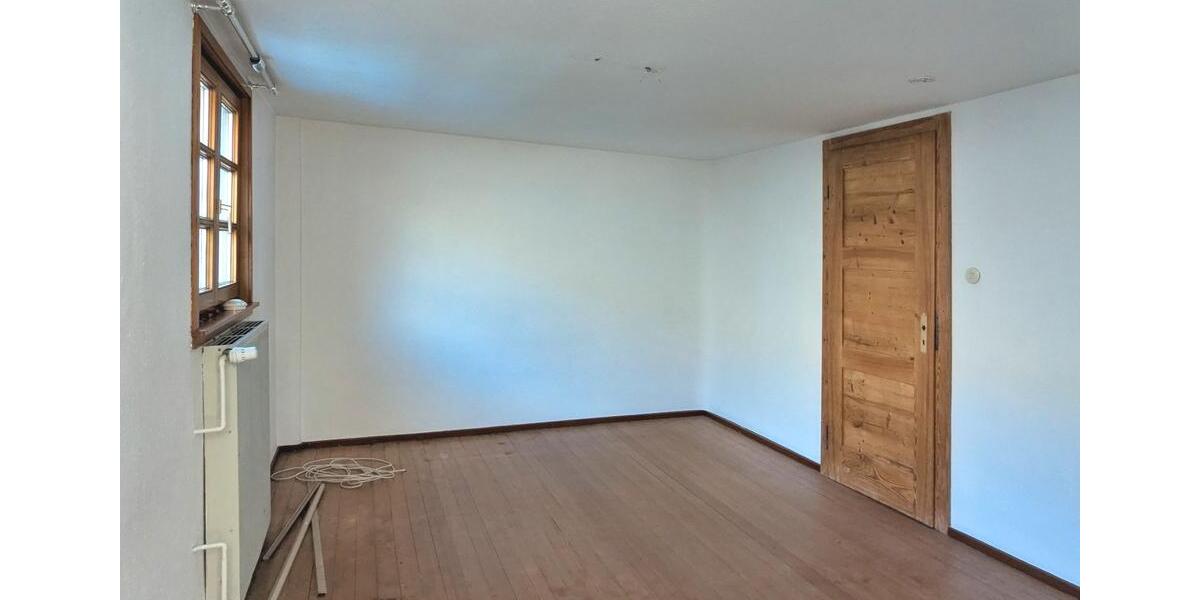 Etagenwohnung Böhl-Iggelheim Iggelheim - 3.5 Zimmer, 110 m&sup2;, 800&euro; | Angebot:26000142