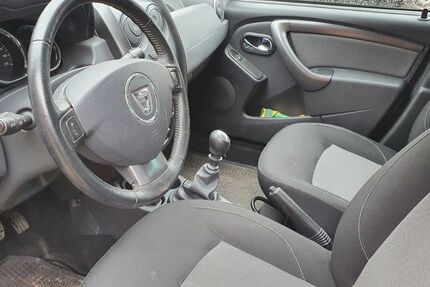 Dacia Duster 84.500 km 7.200 &euro; Königslutter 38154