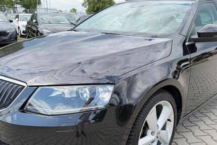 Skoda Octavia 147.405 km 11.990 &euro; Nabburg 92507