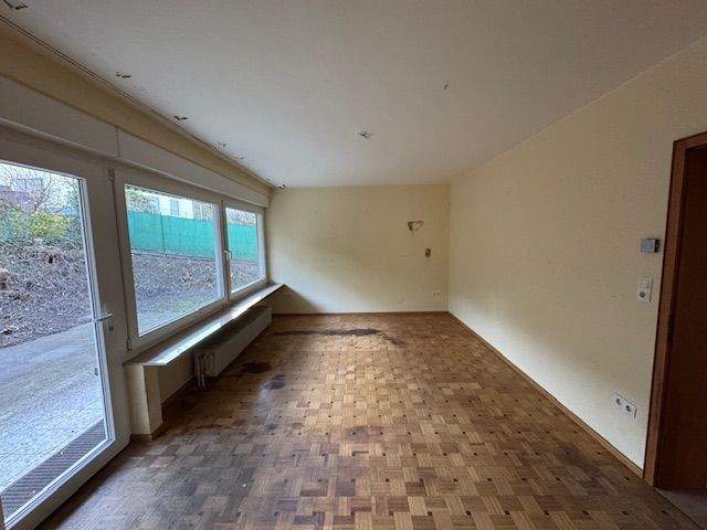 Einfamilienhaus Kusel - 7 Zimmer, 139 m&sup2;, 225.000&euro; | Angebot:25107620