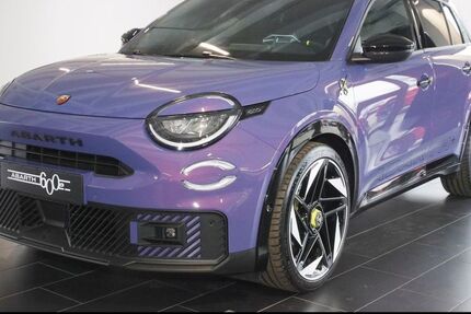 Abarth 600e 2.990 km 40.990 € Bonn 53119