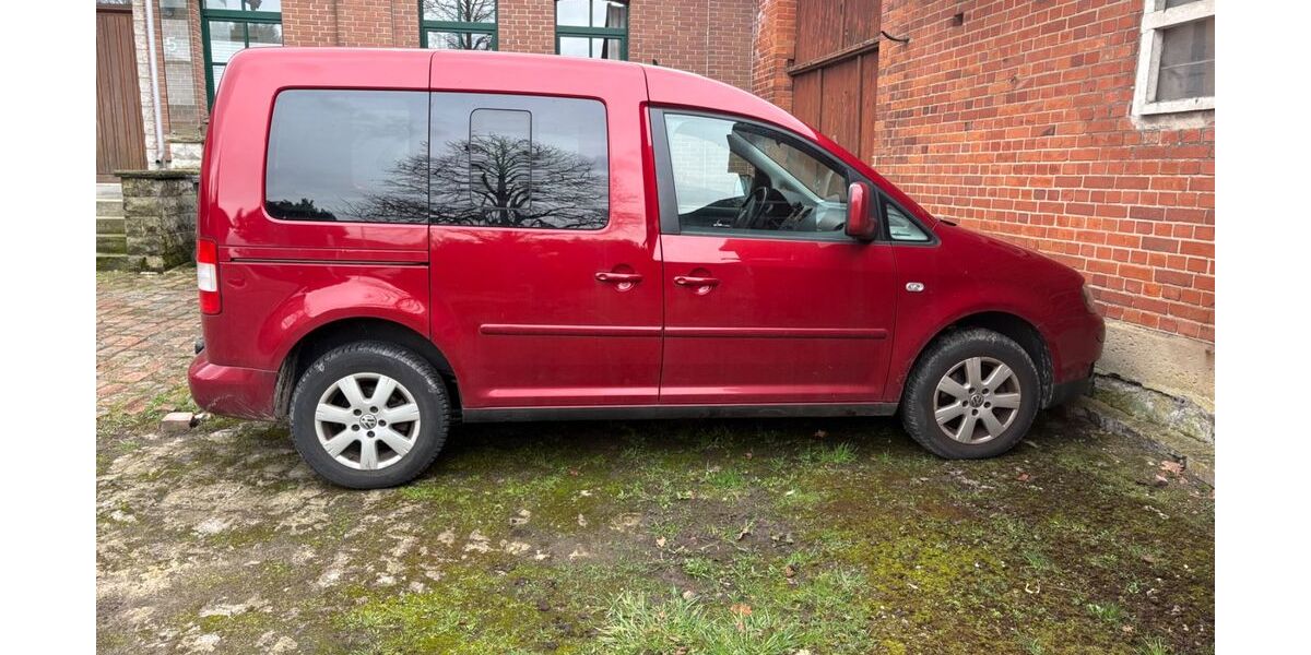 VW Caddy 176.000 km 5.400 &euro; Seelze 30926