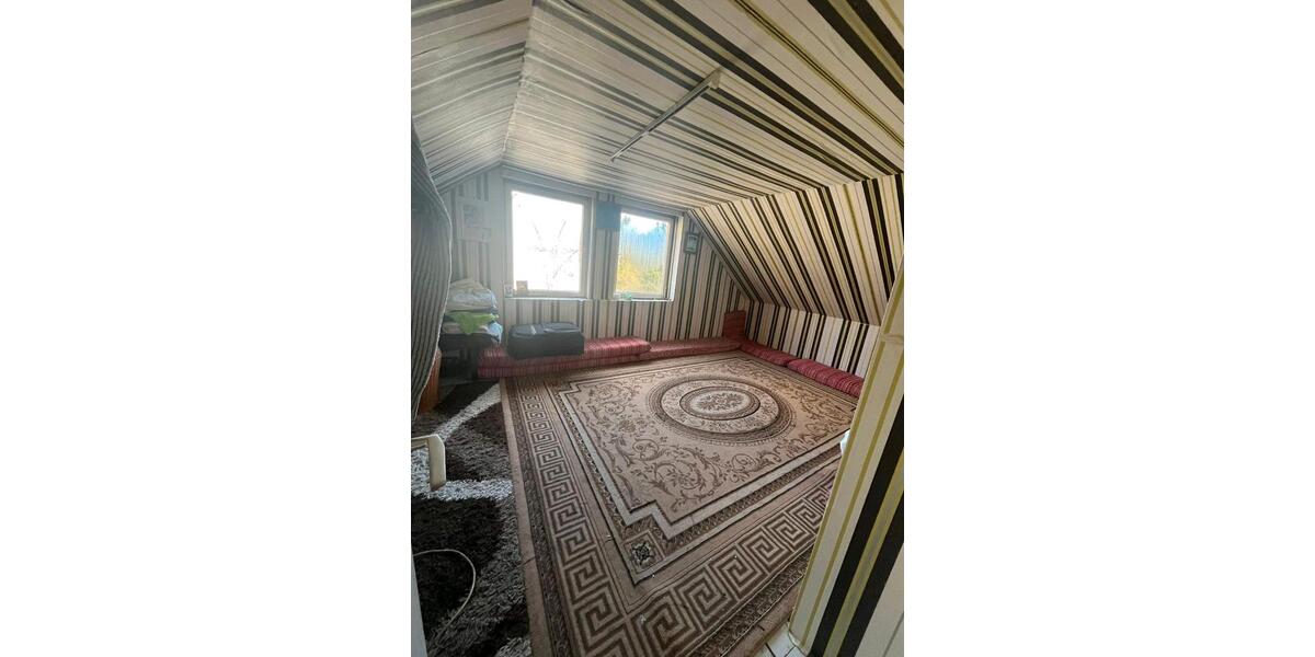 Einfamilienhaus Willebadessen - 7 Zimmer, 174 m&sup2;, 110.000&euro; | Angebot:26698052