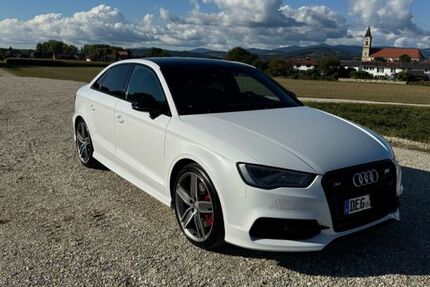 Audi S3 69.000 km 26.900 &euro; Niederalteich 94557