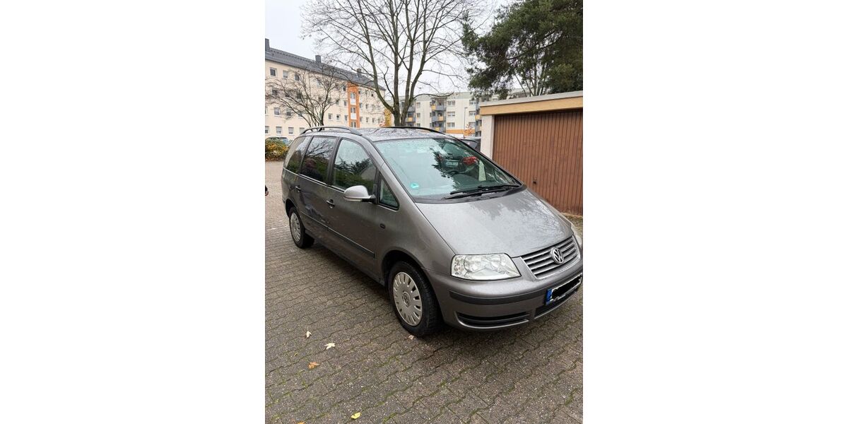 VW Sharan 179.000 km 6.000 € Rüsselsheim 65428