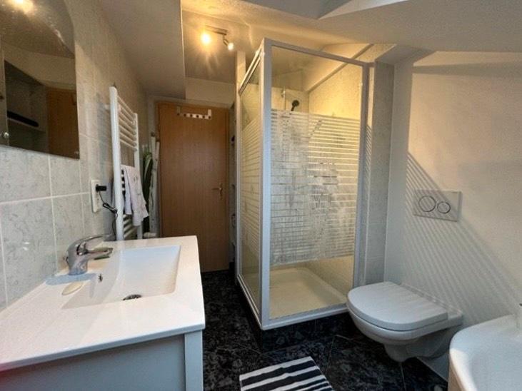 Dachgeschoßwohnung Vaterstetten Baldham - 1 Zimmer, 39 m&sup2;, 900&euro; | Angebot:24818026