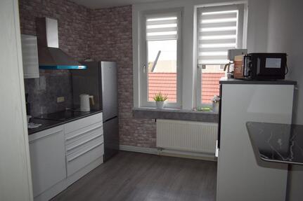 WG Wohnung, 2 Zimmer mit 33m² lichtdurchflutet und möbliert
