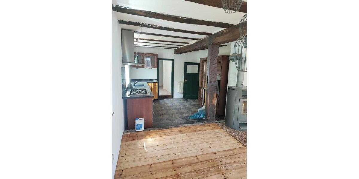 Einfamilienhaus Homberg (Ohm) - 8 Zimmer, 155 m&sup2;, 1.240&euro; | Angebot:26339629