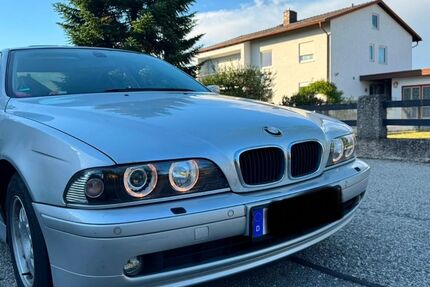 BMW 520 275.000 km 2.600 &euro; polling 84570