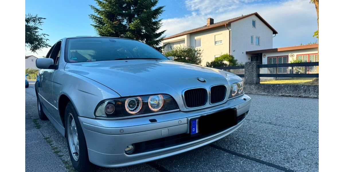 BMW 520 275.000 km 2.600 &euro; polling 84570