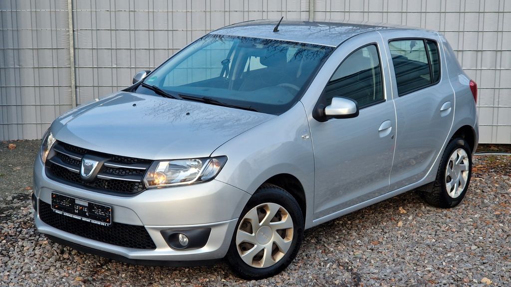 Dacia Sandero 133.196 km 5.650 &euro; Chemnitz 09114