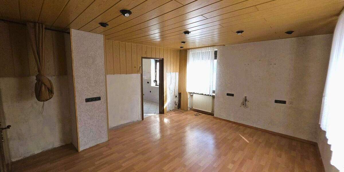 Doppelhaushälfte Saarland - Quierschied Fischbach - 5 Zimmer, 145 m&sup2;, 199.000&euro; | Angebot:25846095