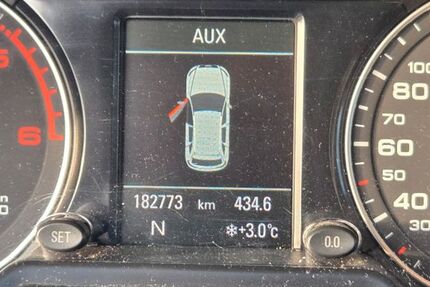 Audi Q5 183.000 km 13.500 &euro; Oberhause- Rheinhausen 68794