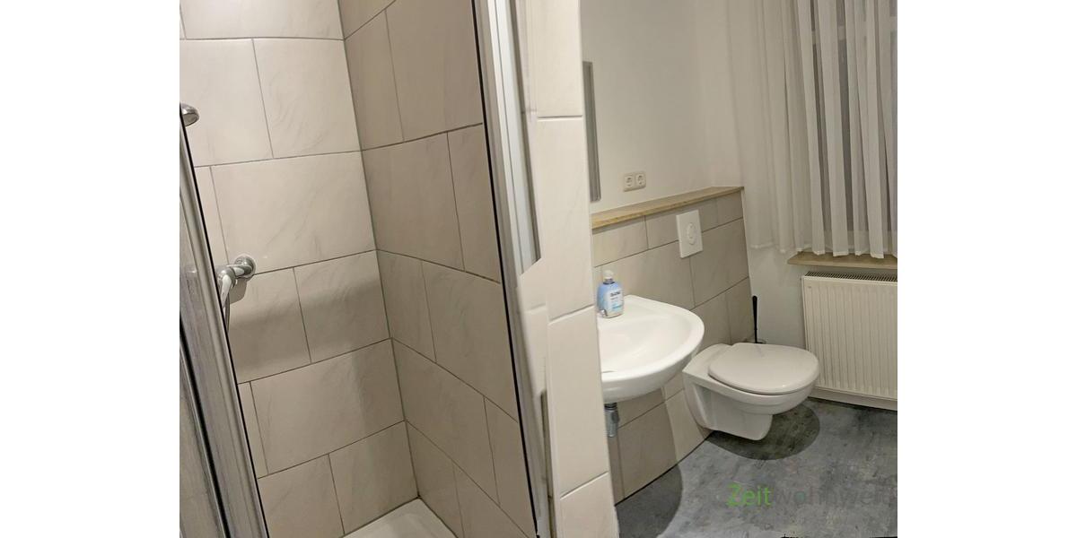 (EF0281_Y) Erfurt: Löbervorstadt, möbliertes Zimmer in schöner Wohnlage mit eigenem Bad, an Wochenendheimfahrer 1 zimmer