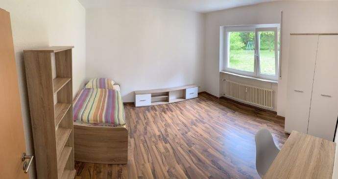 möbliertes WG-Zimmer für Studenten (18–25 Jahre), Konstanz, Uni-Nähe, 3er-WG zimmer
