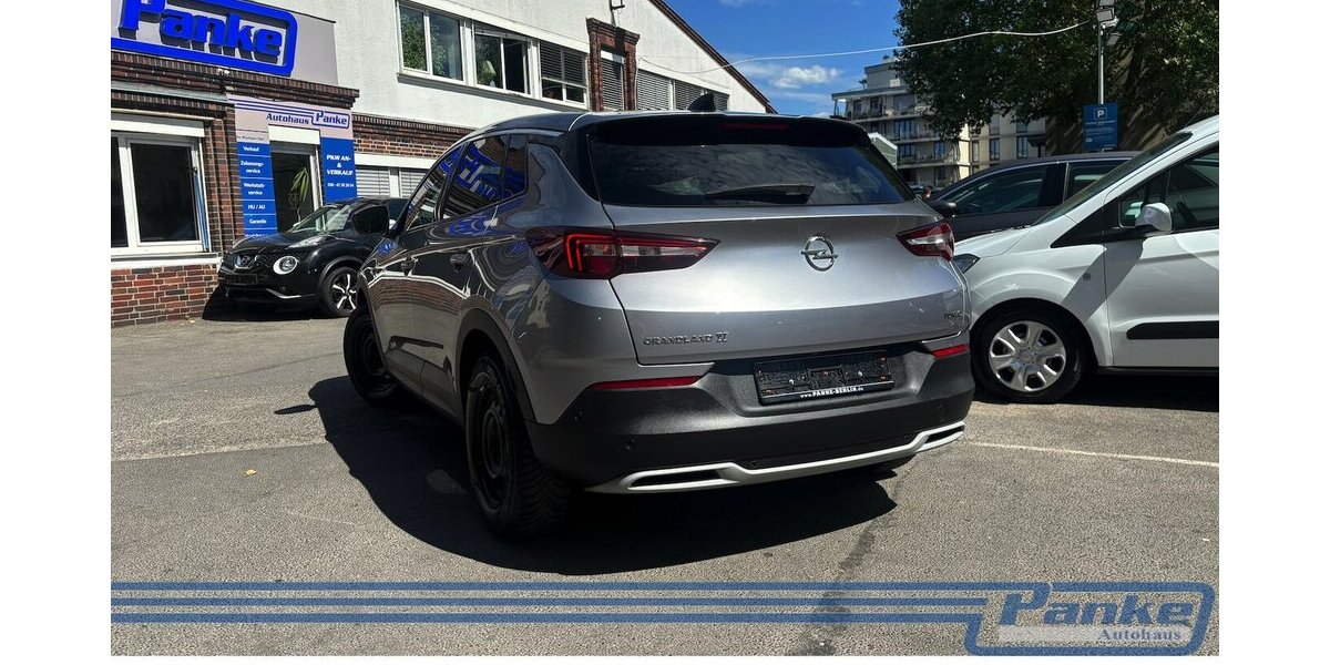Opel Grandland Innovation 1.2 Aut.*TotW*Cam*LED*4SHZ* 194.858 km 9.990 &euro; Berlin 13187