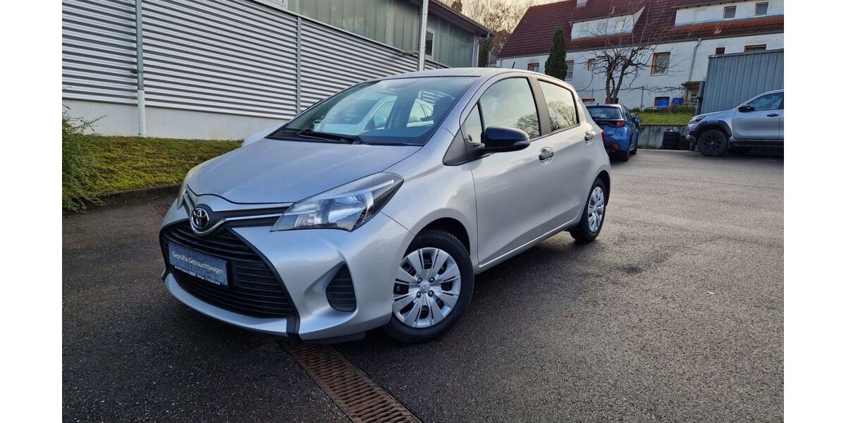 Toyota Yaris 56.902 km 8.990 &euro; Nürtingen 72622