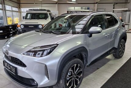 Toyota Yaris Cross 1.900 km 27.490 &euro; Winterberg 59955