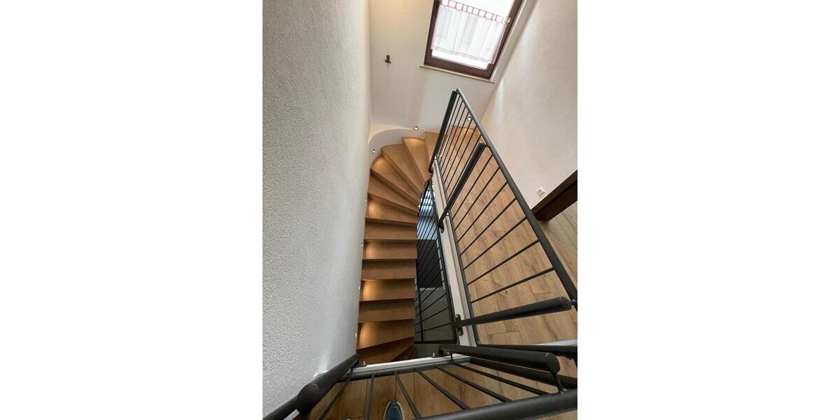 Maisonettenwohnung Euskirchen - 4 Zimmer, 158 m&sup2;, 1.870&euro; | Angebot:25541277