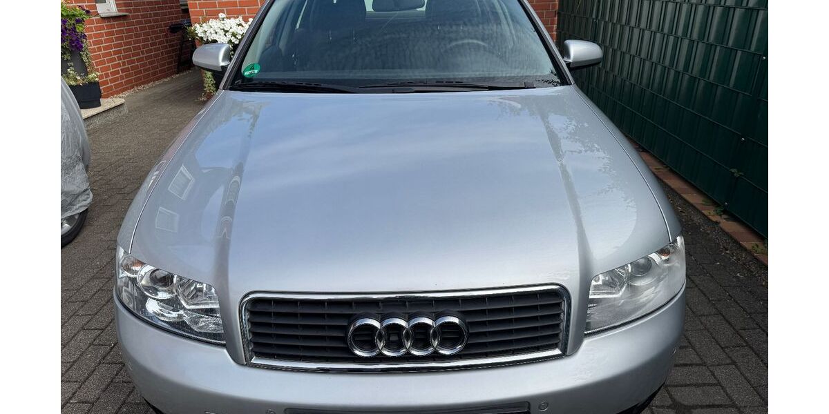 Audi A4 100.000 km 6.800 &euro; Oelde 59302