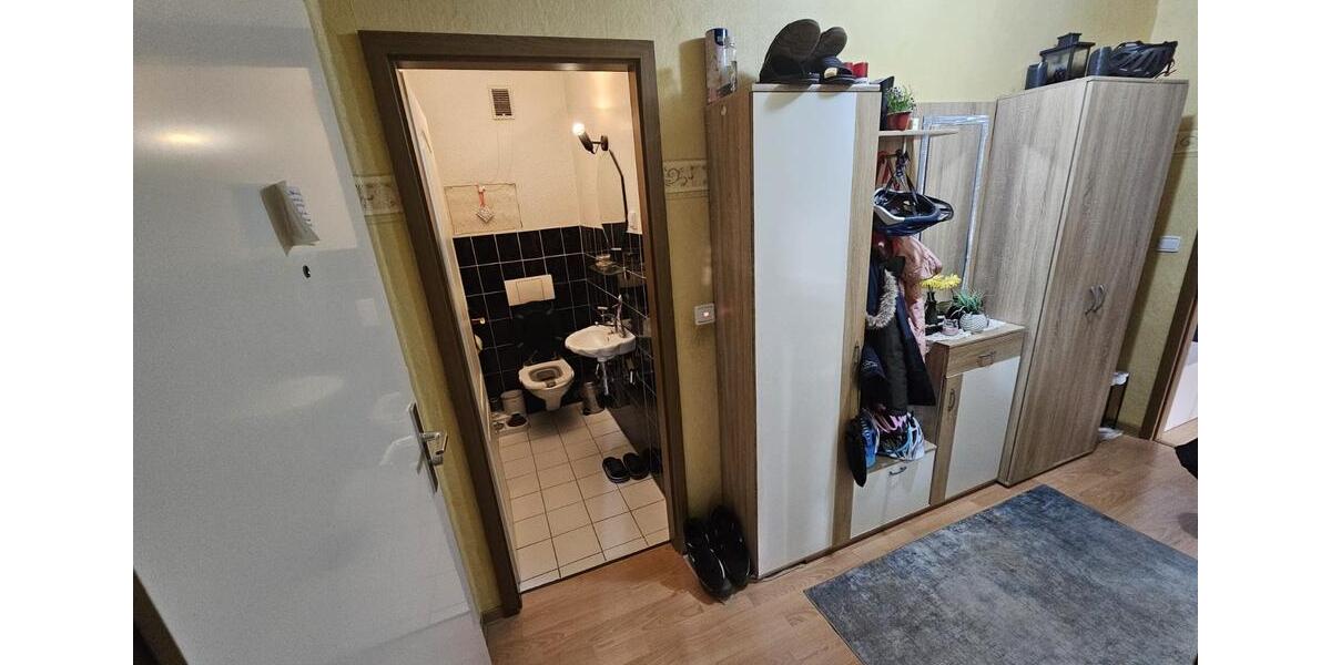 ** Große 4-Zimmer-Eigentumswohnung in Altwarmbüchen ** 4 zimmer