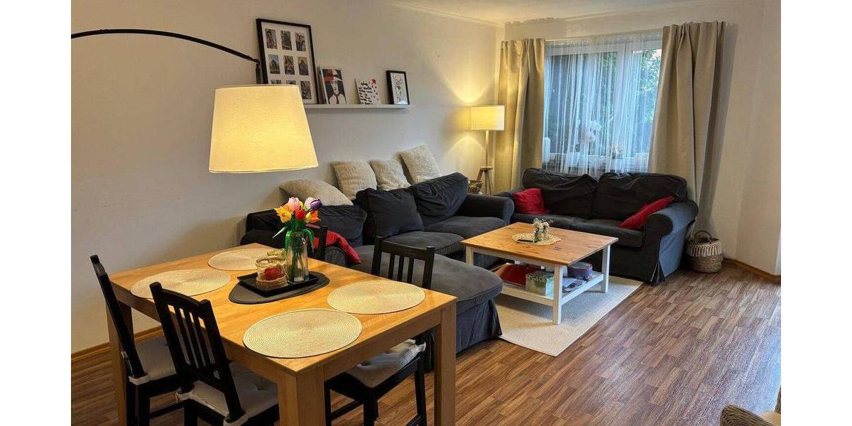 Etagenwohnung Schwandorf - 3 Zimmer, 75 m&sup2;, 660&euro; | Angebot:26897012