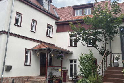 Haus Büdingen - 5 Zimmer, 165 m&sup2;, 1.540&euro; | Angebot:26837135