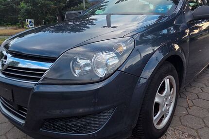 Opel Astra 188.000 km 2.499 &euro; Oranienburg 16515