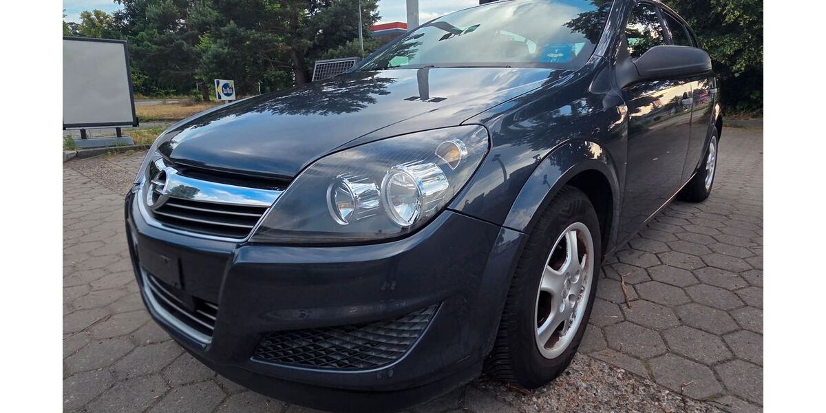 Opel Astra 188.000 km 2.499 &euro; Oranienburg 16515