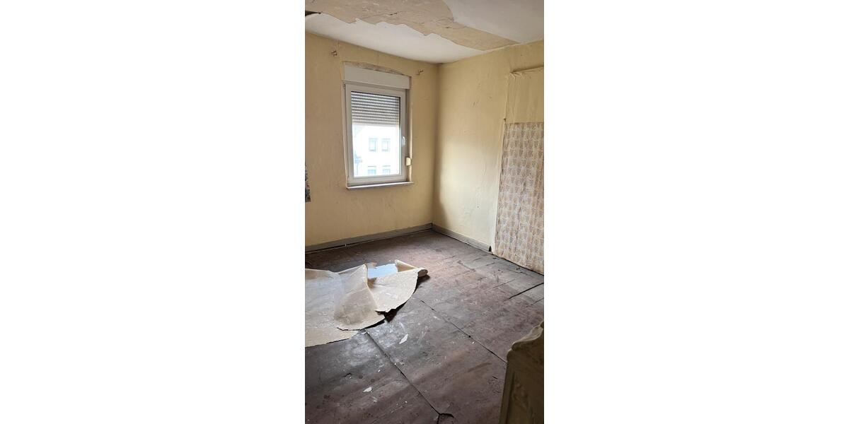 Doppelhaushälfte Helbra - 5 Zimmer, 100 m&sup2;, 35.000&euro; | Angebot:26846457